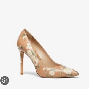 Michael Kors Collection Gretel Pumps